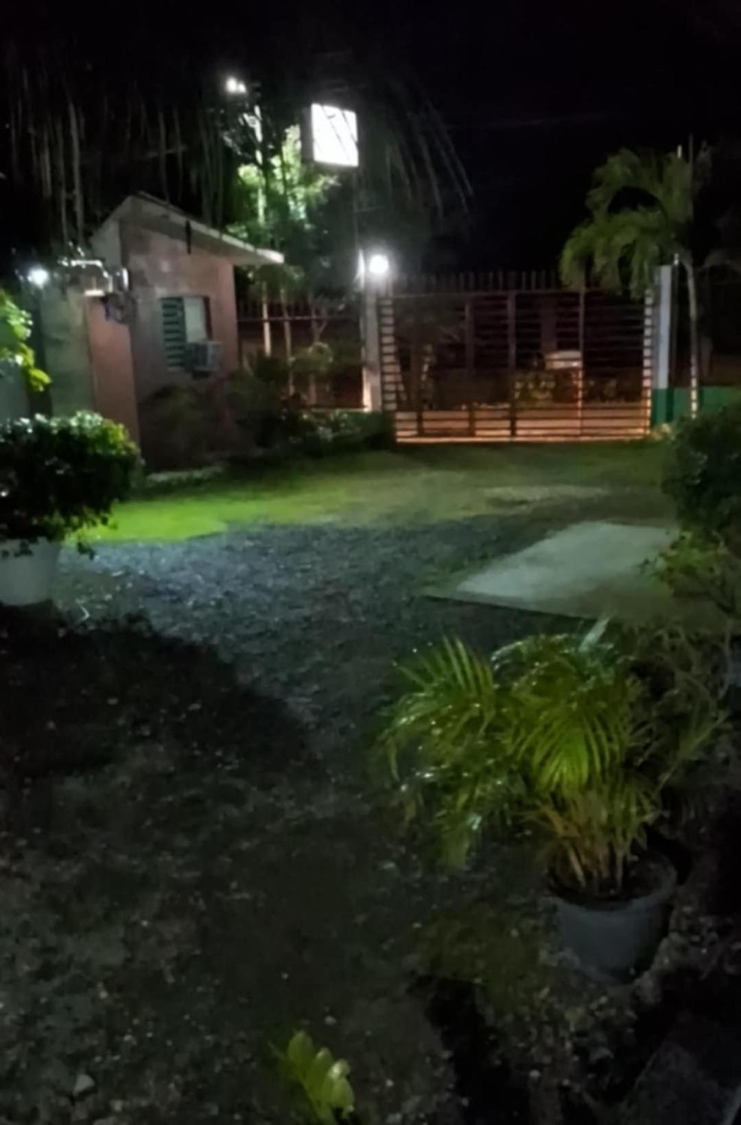 Casa Oeste Moalboal Exterior foto